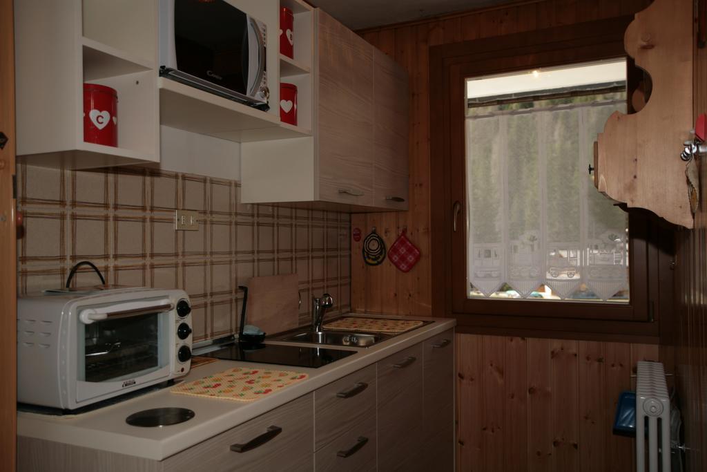 Appartamento Doleda Canazei Camera foto